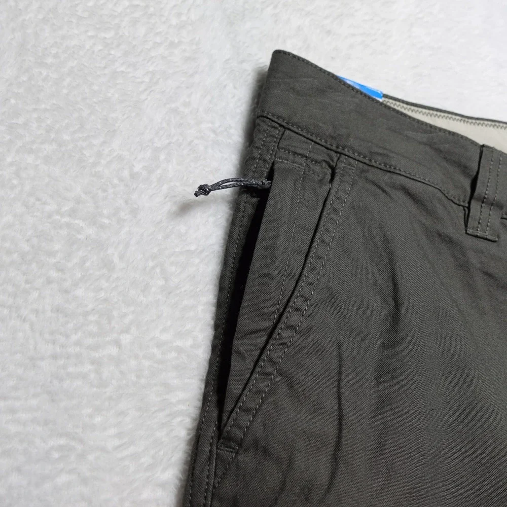 Columbia Pants Mens 35x32 Green Straight Leg Regular Fit Omni-Shade Hiking Chino
